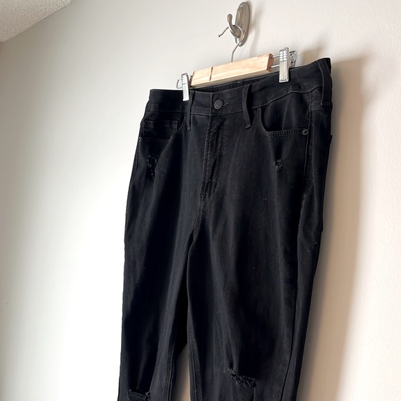 Old Navy rockstar super skinny high rise distressed jeans in jet black - Picture 3 of 5